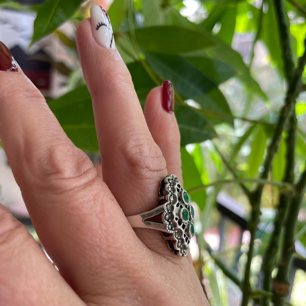 Emerald /Marcasite S925 sterling silver ring - Picture 4 of 11